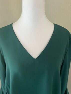 Vince Camuto Emerald V-Neck Blouse